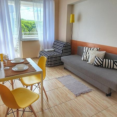 Holiday Home Slavia New 600 Z Balkonem Przy Plazy Miedzyzdroje Kültér fotó